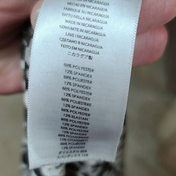 Michael Kors cowl neck slvesless snakeskin blouse - Picture 10 of 11